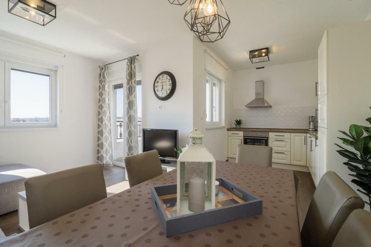 Luxury Apartman Ivana Traù Esterno foto