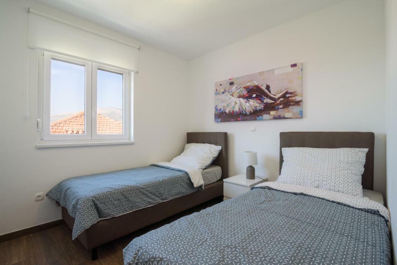Luxury Apartman Ivana Traù Esterno foto