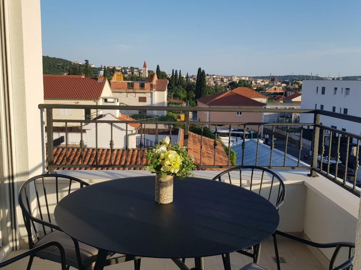 Luxury Apartman Ivana Traù Esterno foto